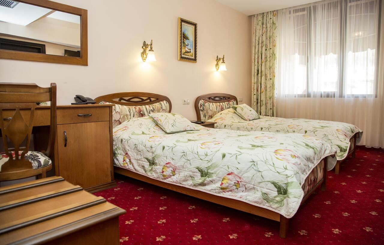 Отель Boutique Family Hotel VSK Kentavar Дряново-16