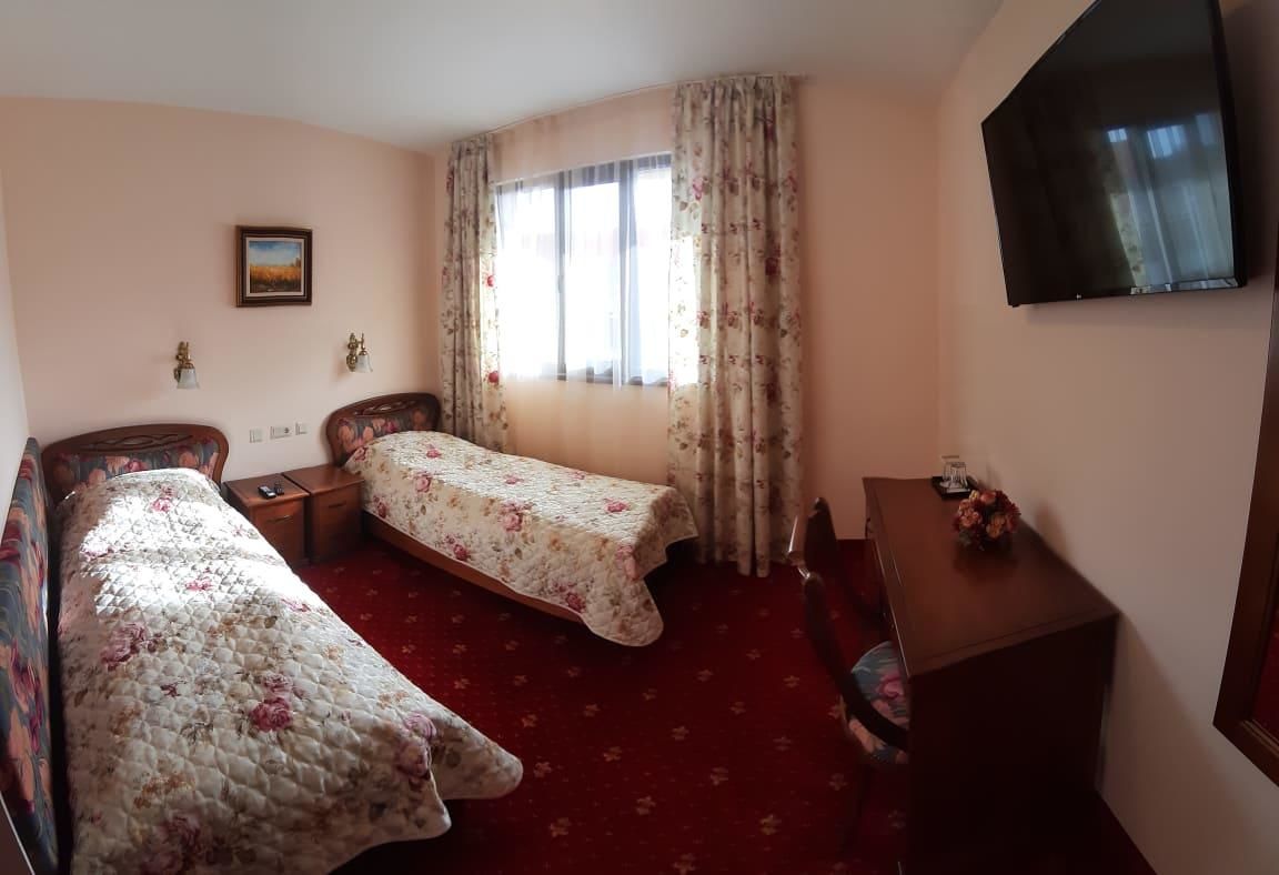 Отель Boutique Family Hotel VSK Kentavar Дряново-17