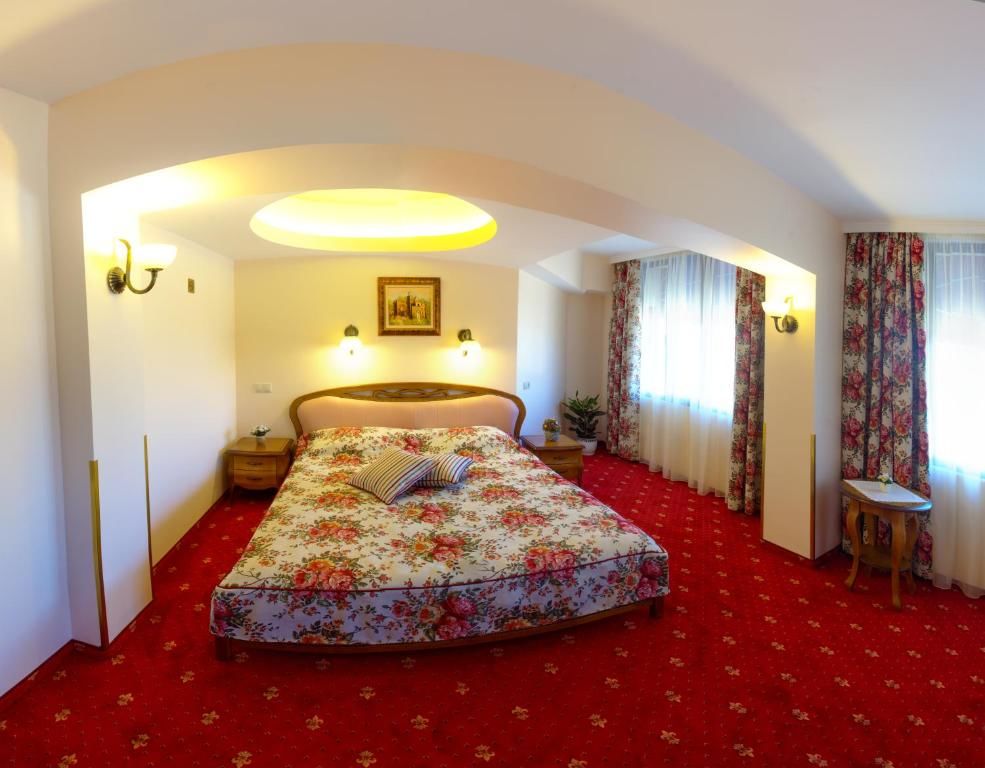 Отель Boutique Family Hotel VSK Kentavar Дряново-50